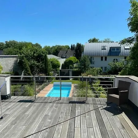 Villa Mit Pool